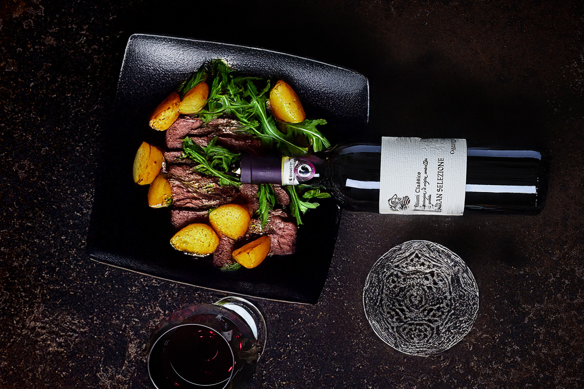 <p>La ricetta della tagliata di manzo alla toscana con il miglior Chianti classico da abbinare</p>
