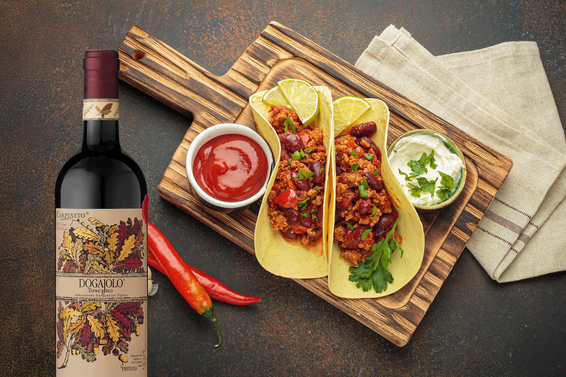 <p>Rosso leggero, gusto deciso: Dogajolo Rosso e tacos vegetariani con crema di peperoni arrostiti</p>
